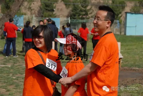 如何給客戶優(yōu)質(zhì)的蘭州拓展培訓(xùn)服務(wù) 如何給客戶優(yōu)質(zhì)的蘭州拓展培訓(xùn)服務(wù)